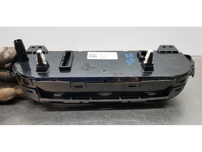 Recambio de mando climatizador para hyundai i30 fastback tecno referencia OEM IAM 97250G4CB0VCA 97250G4CB0 