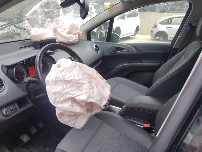 opel meriva b del año 2012