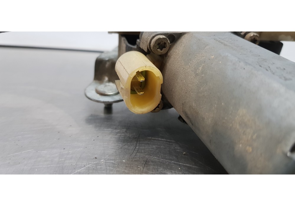 Recambio de elevalunas delantero izquierdo para renault megane i classic (la0) 1.6e rt referencia OEM IAM 7700834347 0130821720 