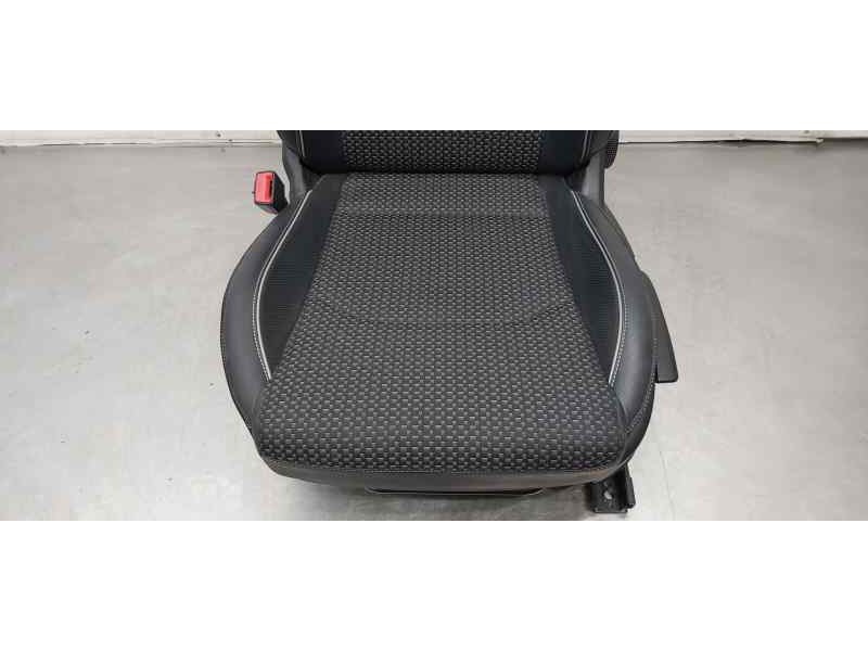 Recambio de juego asientos completo para kia ceed business referencia OEM IAM 88100J7070AZG  