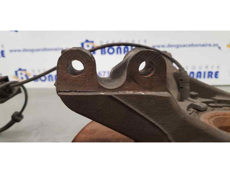 Recambio de mangueta delantera derecha para peugeot 5008 active referencia OEM IAM 1606631080  