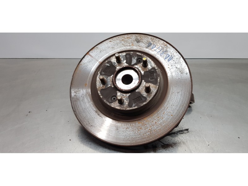 Recambio de mangueta delantera derecha para hyundai i30 fastback tecno referencia OEM IAM 51716G4AA0 51750F2000 