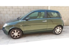 lancia ypsilon (101) del año 2004 2