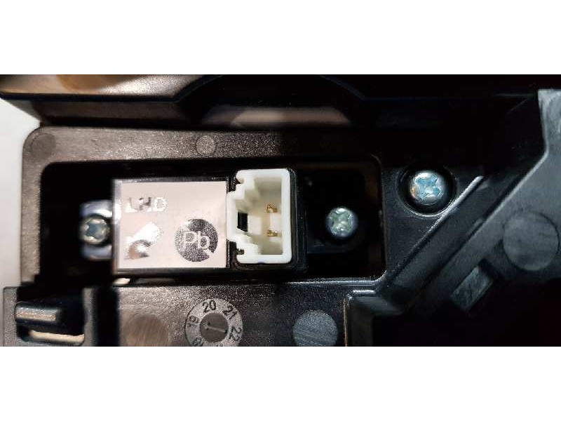 Recambio de luz interior para kia ceed business referencia OEM IAM 92800M6010WK  