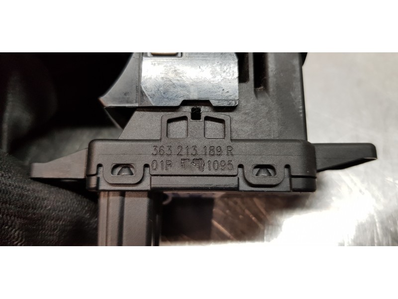 Recambio de freno de mano electrico para renault espace v icon referencia OEM IAM 363213189R  
