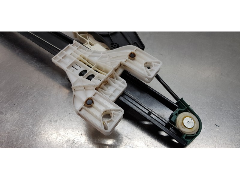 Recambio de elevalunas trasero izquierdo para audi a6 berlina (4a2) 40 tdi basic referencia OEM IAM 4K0839461 4K0959811 