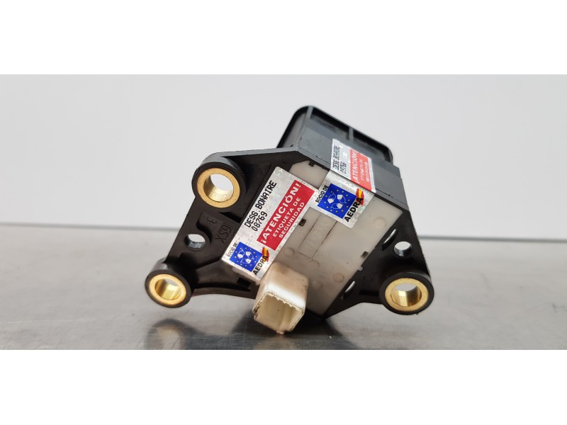 Recambio de freno de mano electrico para toyota avensis touring sports executive referencia OEM IAM 8439005030  