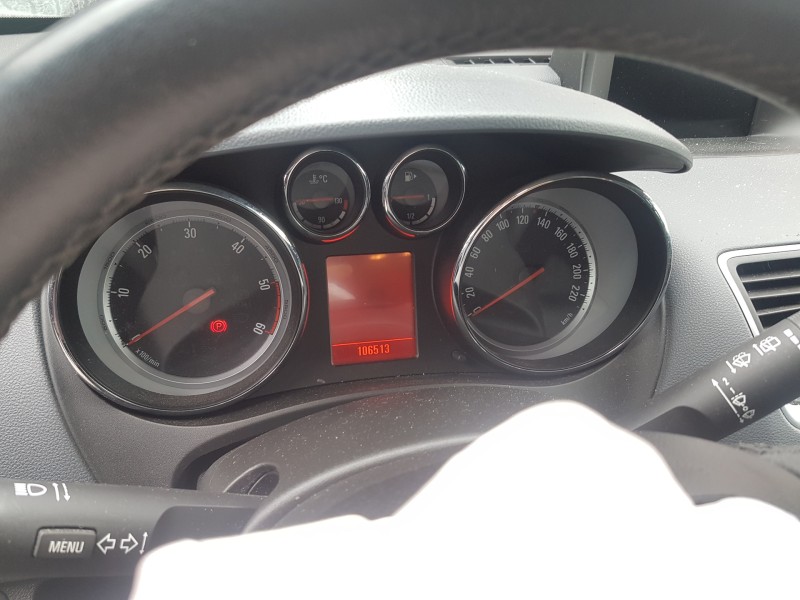 opel meriva b del año 2012