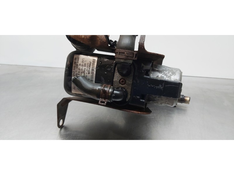 Recambio de no identificado para mercedes clase cls (w218) cls 350 cdi be (218.323) referencia OEM IAM A2125002698  