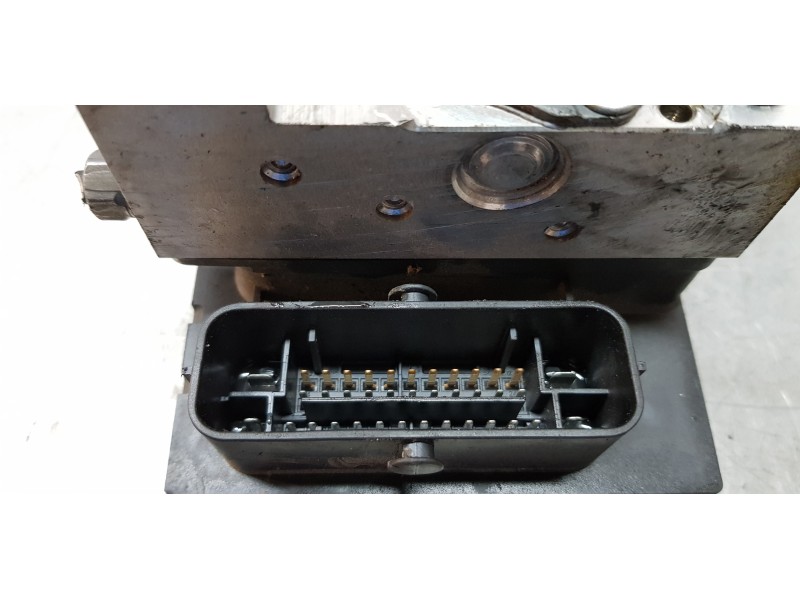 Recambio de abs para citroen c5 berlina seduction referencia OEM IAM 9674797480  