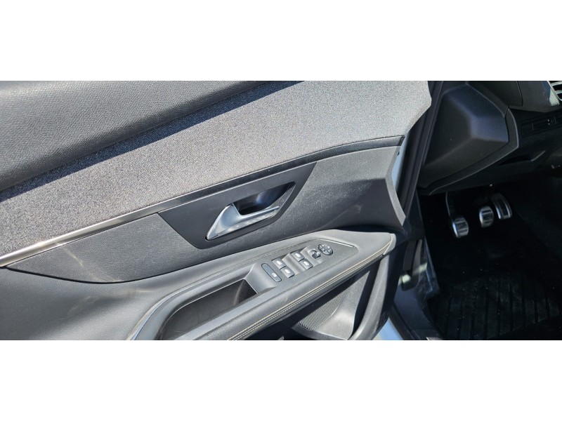 peugeot 3008 del año 2019