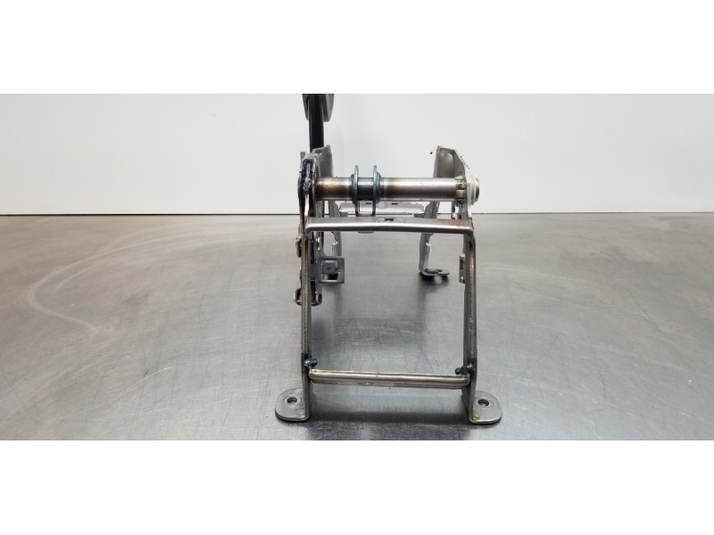 Recambio de palanca freno de mano para chevrolet captiva 2.0 vcdi lt referencia OEM IAM 20766704  