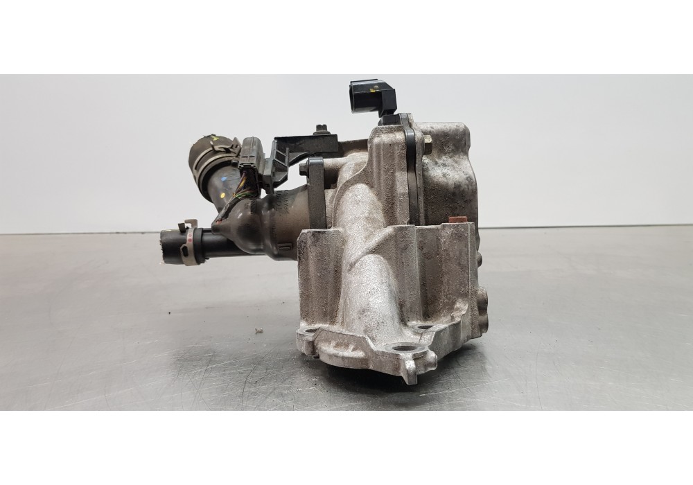 Recambio de bomba agua para toyota corolla touring sports (e21) hybrid advance referencia OEM IAM 1603224010  