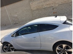 opel astra j gtc del año 2011 2