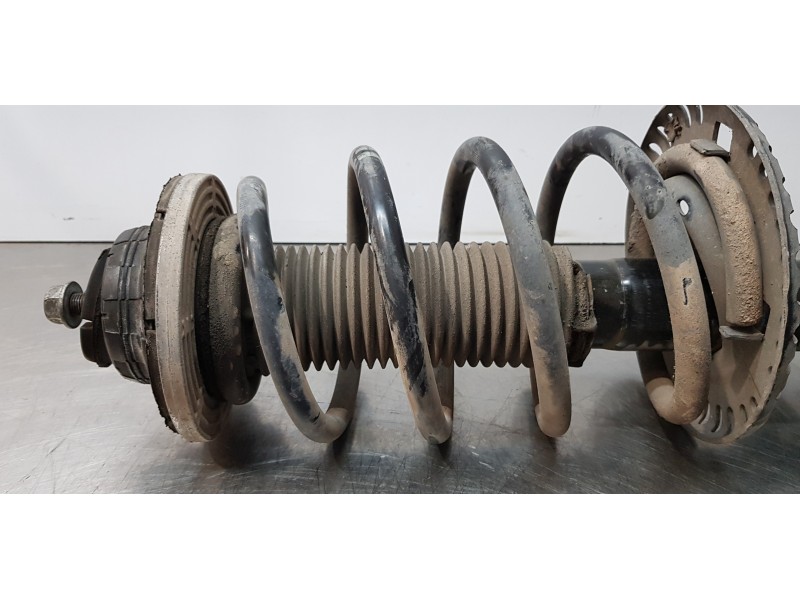 Recambio de amortiguador delantero derecho para volkswagen t5 transporter/furgoneta caja cerrada referencia OEM IAM    Recambio de amortiguador delantero derecho para volkswagen t5 transporter/furgoneta caja cerrada referencia OEM IAM