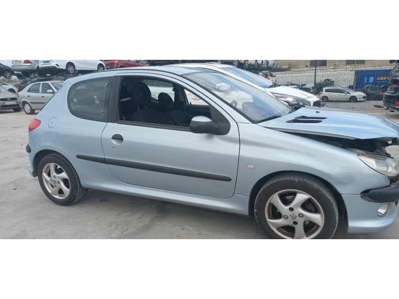 peugeot 206 berlina del año 2003