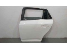 Recambio de puerta trasera izquierda para toyota avensis touring sports executive referencia OEM IAM 6700405180  