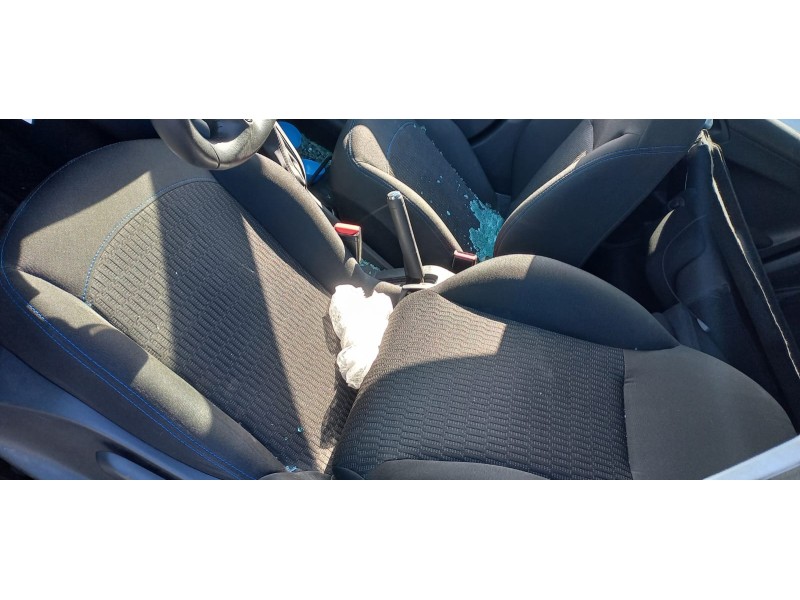 peugeot 208 del año 2017