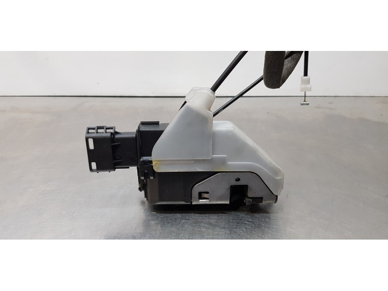 Recambio de cerradura puerta delantera derecha para peugeot 308 cc (2009) sport referencia OEM IAM 9800617680  