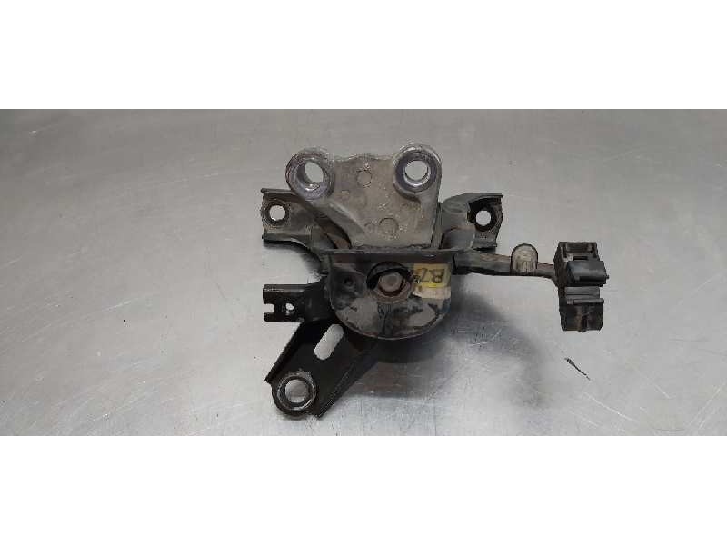 Recambio de soporte motor derecho para toyota avensis touring sports executive referencia OEM IAM 123050T150  