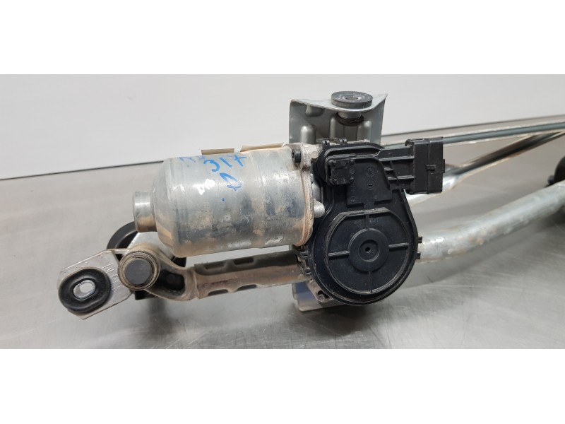 Recambio de motor limpia delantero para hyundai i30 fastback tecno referencia OEM IAM 98110F2000 98120G3000 