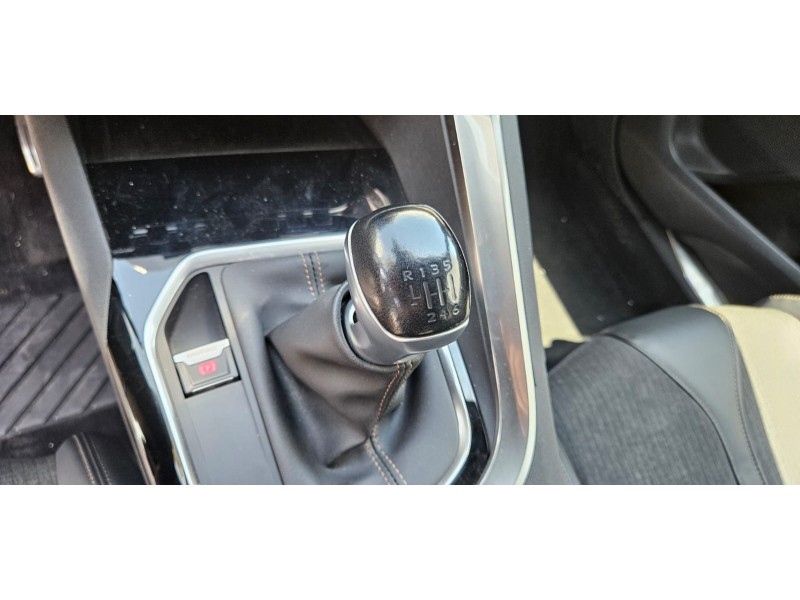 peugeot 3008 del año 2019