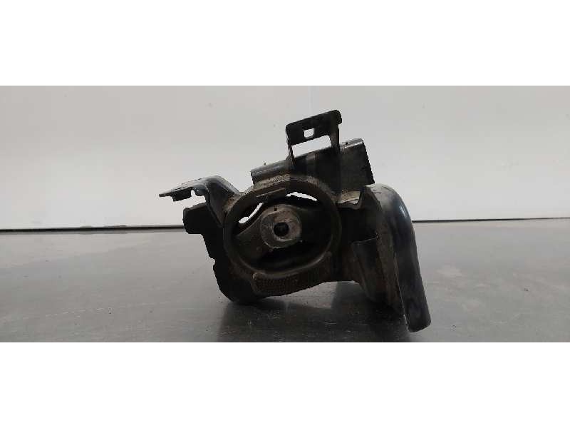 Recambio de soporte motor izquierdo para toyota avensis touring sports executive referencia OEM IAM 123720T270  