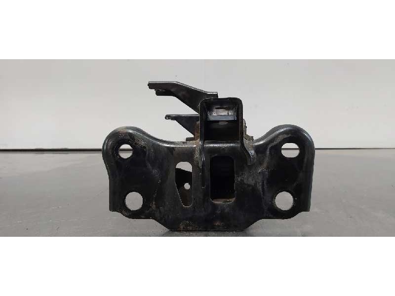 Recambio de soporte motor izquierdo para toyota avensis touring sports executive referencia OEM IAM 123720T270  