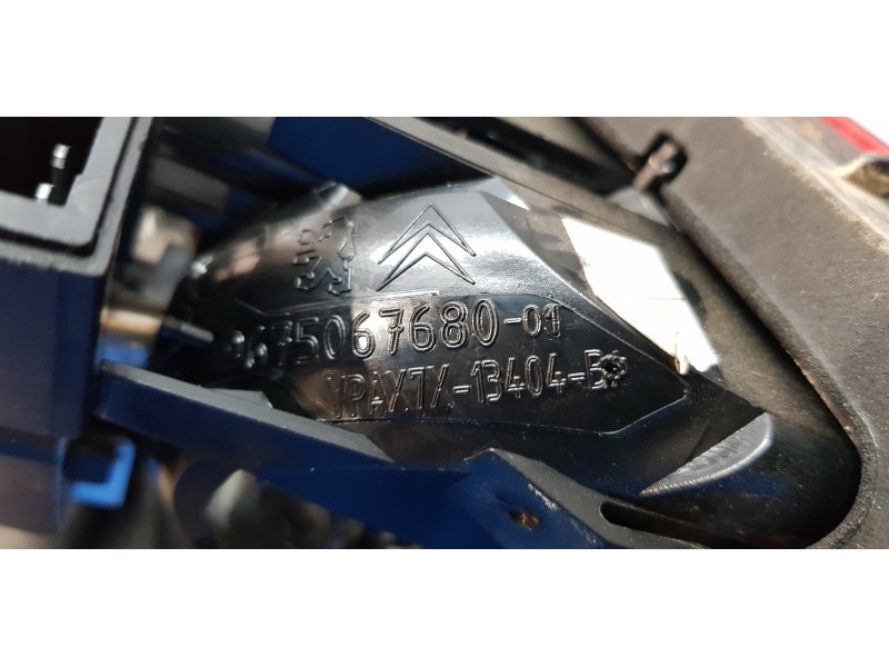 Recambio de piloto trasero derecho interior para citroen c5 berlina seduction referencia OEM IAM 9675067680   Recambio de piloto trasero derecho interior para citroen c5 berlina seduction referencia OEM IAM 9675067680