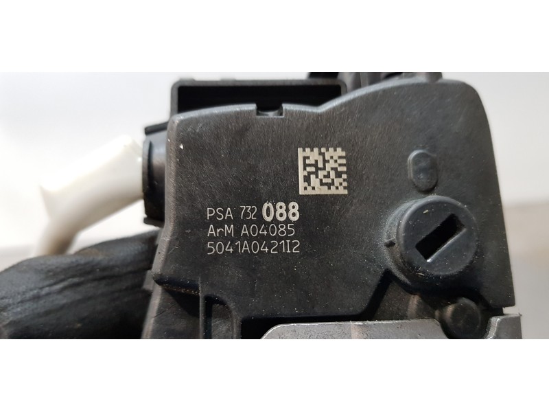 Recambio de cerradura puerta delantera derecha para peugeot 308 cc (2009) sport referencia OEM IAM 9800617680  