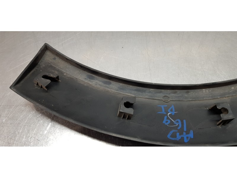 Recambio de aletin delantero izquierdo para bmw mini (r50,r53) cooper referencia OEM IAM 51131505865  