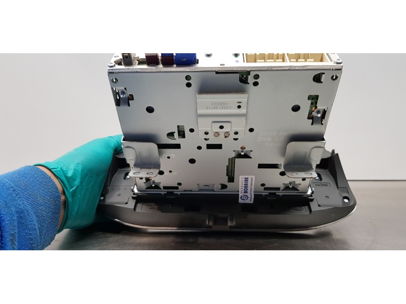 Recambio de pantalla multifuncion para hyundai i30 fastback tecno referencia OEM IAM 96160G4210RET  