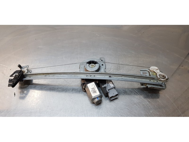 Recambio de elevalunas delantero derecho para citroen c3 1.1 satisfaction referencia OEM IAM 400618F  