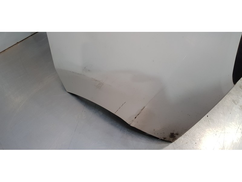 Recambio de paragolpes trasero para hyundai i30 fastback tecno referencia OEM IAM 86640G4AC0  