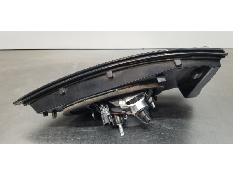 Recambio de piloto trasero izquierdo interior para renault espace v icon referencia OEM IAM 265550227R  