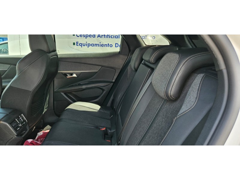 peugeot 3008 del año 2019