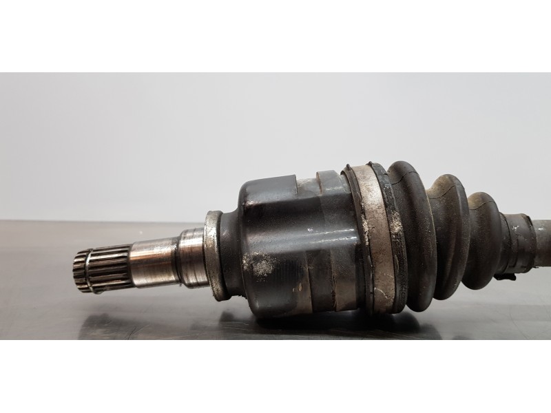 Recambio de transmision delantera izquierda para toyota avensis touring sports executive referencia OEM IAM 4342005401  