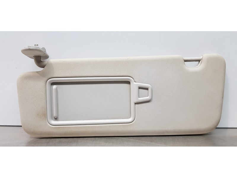 Recambio de parasol izquierdo para hyundai i30 fastback tecno referencia OEM IAM 85210G3010MMH  