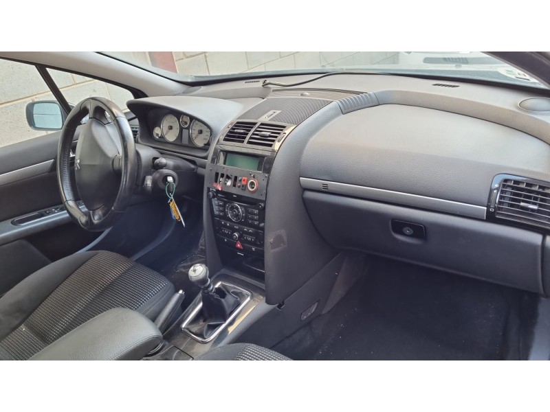 peugeot 407 del año 2009