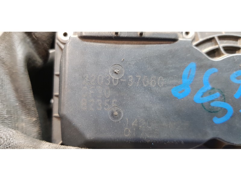 Recambio de caja mariposa para toyota auris hybrid active referencia OEM IAM 2203037060  