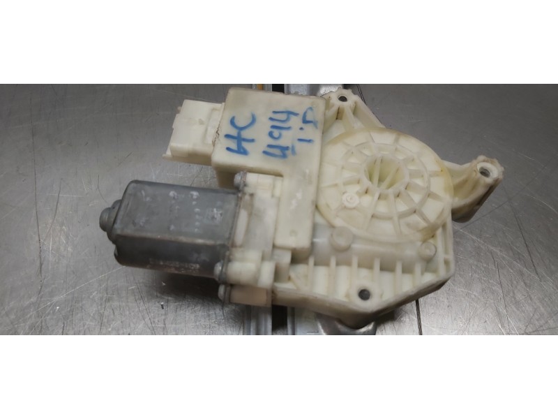 Recambio de elevalunas trasero derecho para peugeot 308 business line referencia OEM IAM 9826080380  