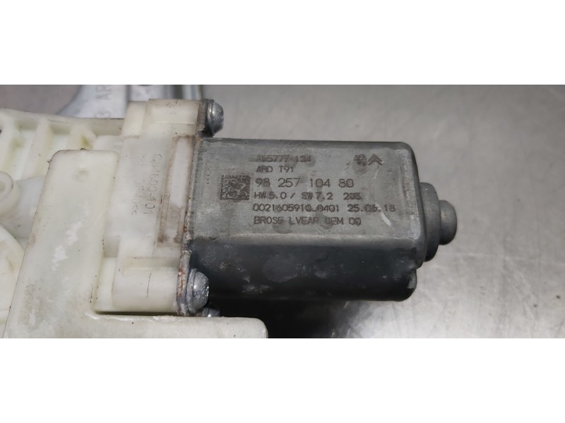 Recambio de elevalunas trasero derecho para peugeot 308 business line referencia OEM IAM 9826080380  