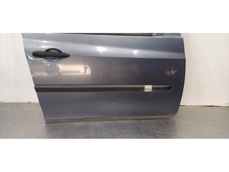 Recambio de puerta delantera derecha para renault clio iii authentique referencia OEM IAM 7751478625  