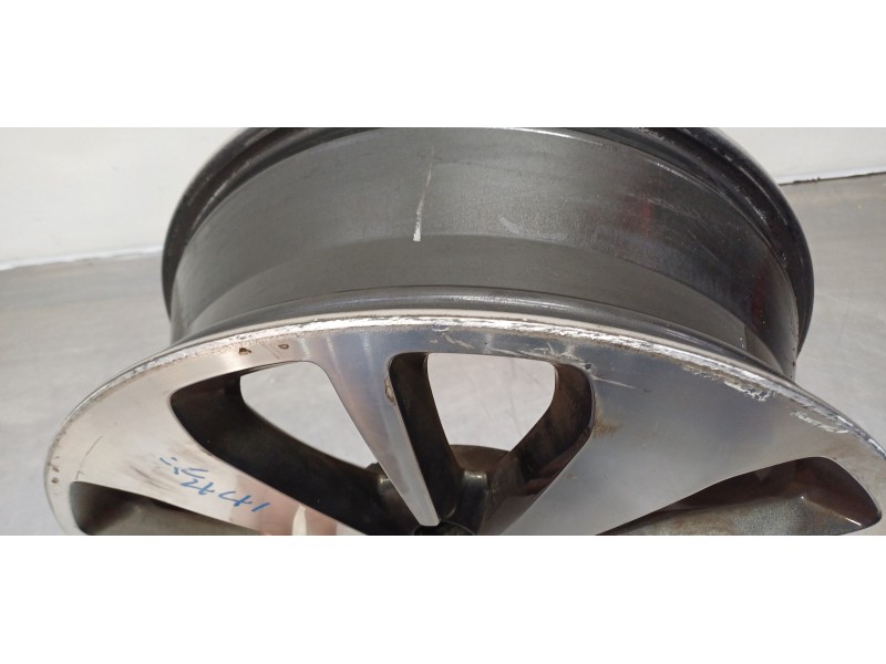 Recambio de llanta para ssangyong korando limited 4x2 referencia OEM IAM 4173034400   Recambio de llanta para ssangyong korando limited 4x2 referencia OEM IAM 4173034400