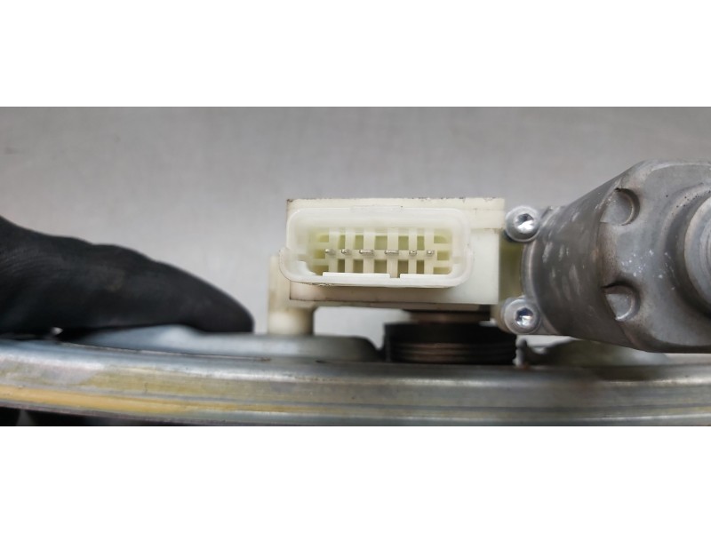 Recambio de elevalunas trasero derecho para peugeot 308 business line referencia OEM IAM 9826080380   Recambio de elevalunas trasero derecho para peugeot 308 business line referencia OEM IAM 9826080380