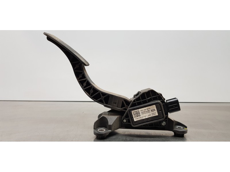 Recambio de pedal acelerador para hyundai i30 fastback tecno referencia OEM IAM 32700G4200  