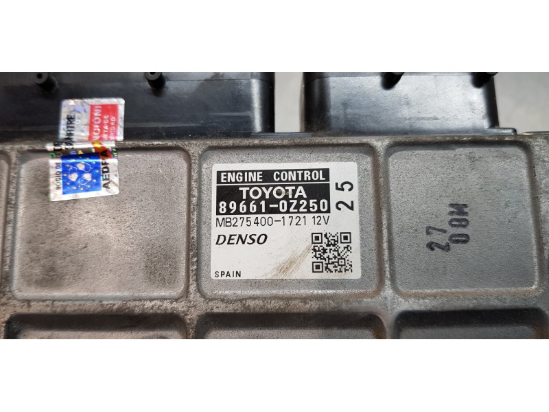 Recambio de centralita motor uce para toyota auris hybrid active referencia OEM IAM 896610Z250  