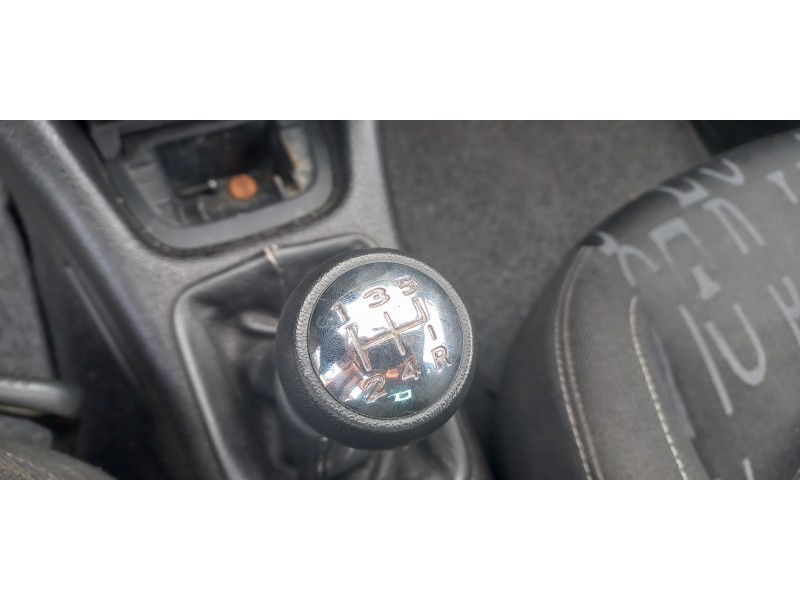 peugeot 206 berlina del año 2003