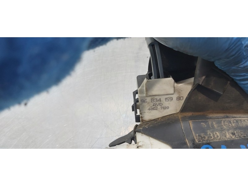 Recambio de cerradura puerta delantera derecha para citroen c4 berlina collection referencia OEM IAM 9136AG 9683415980  Recambio de cerradura puerta delantera derecha para citroen c4 berlina collection referencia OEM IAM 9136AG 9683415980