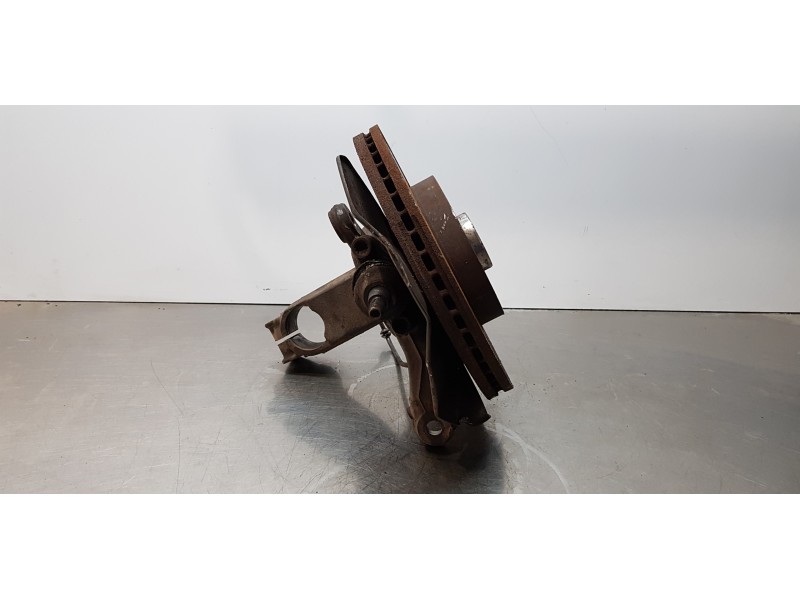 Recambio de mangueta delantera izquierda para volkswagen t5 transporter/furgoneta caja cerrada referencia OEM IAM   